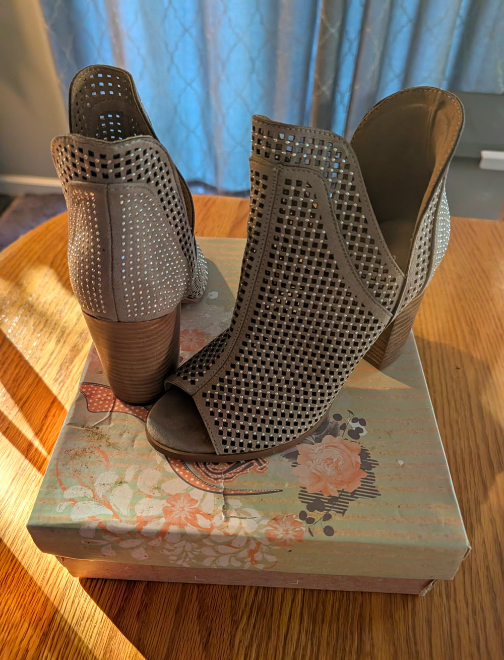 Very G Women's Beige Suede Cut-Out Perforated Open Toe Block Heel Bootie 8.5